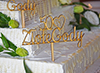 Zdjęcie przedstawiające napis na torcie "Złote Gody"