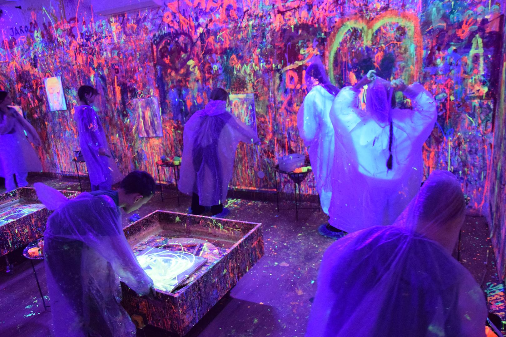 Zdjęcie przedstawiające dzieci podczas wycieczki do Malowiska