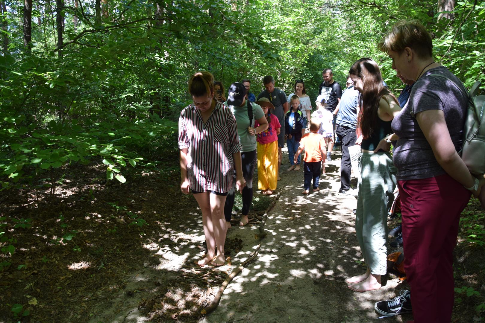 Zdjęcie przedstawia fragment warsztatów Leśna Kąpiel