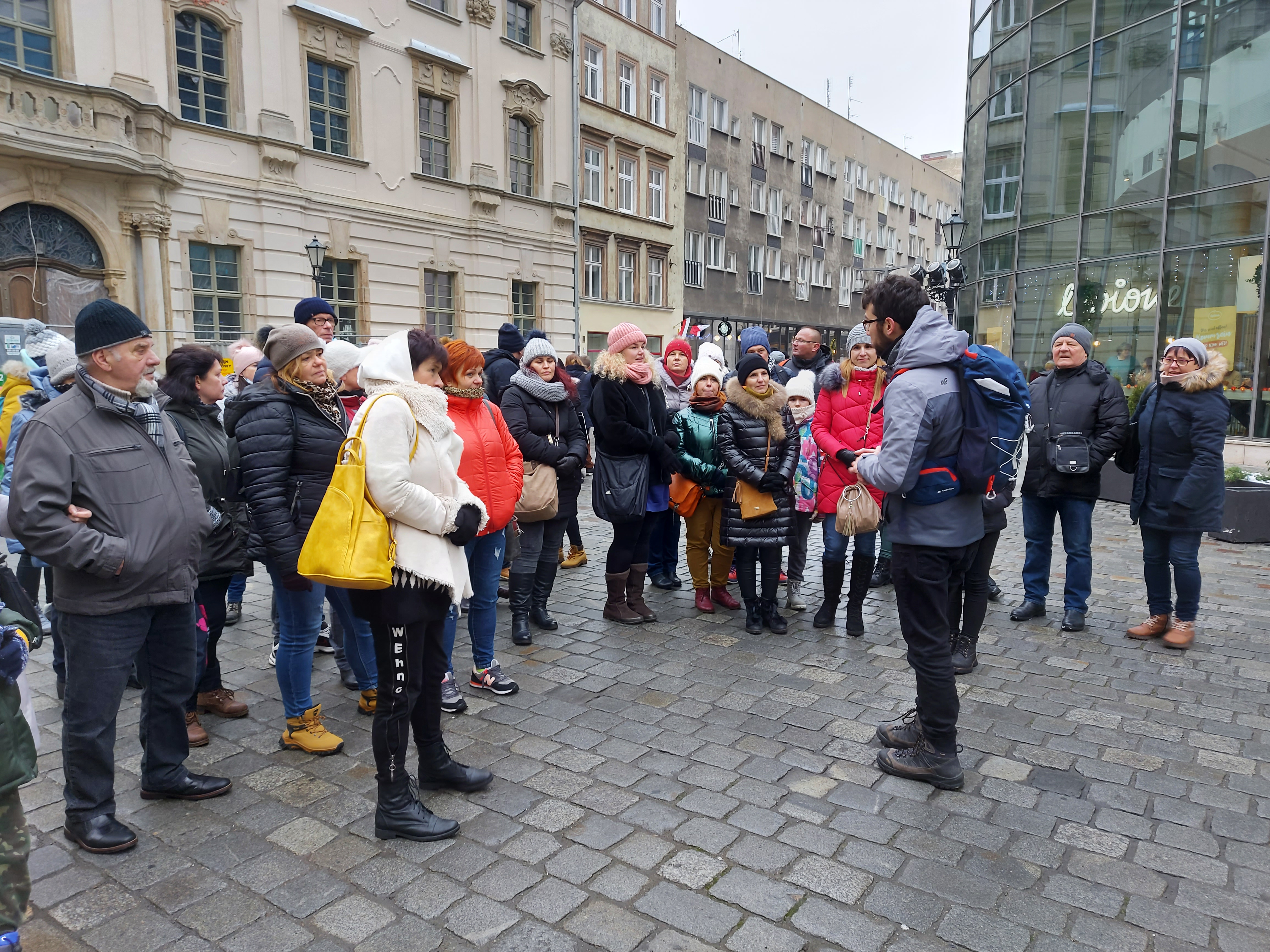 Zdjęcie uczestników wycieczki na Jarmark Bożonarodzeniowy we Wrocławiu