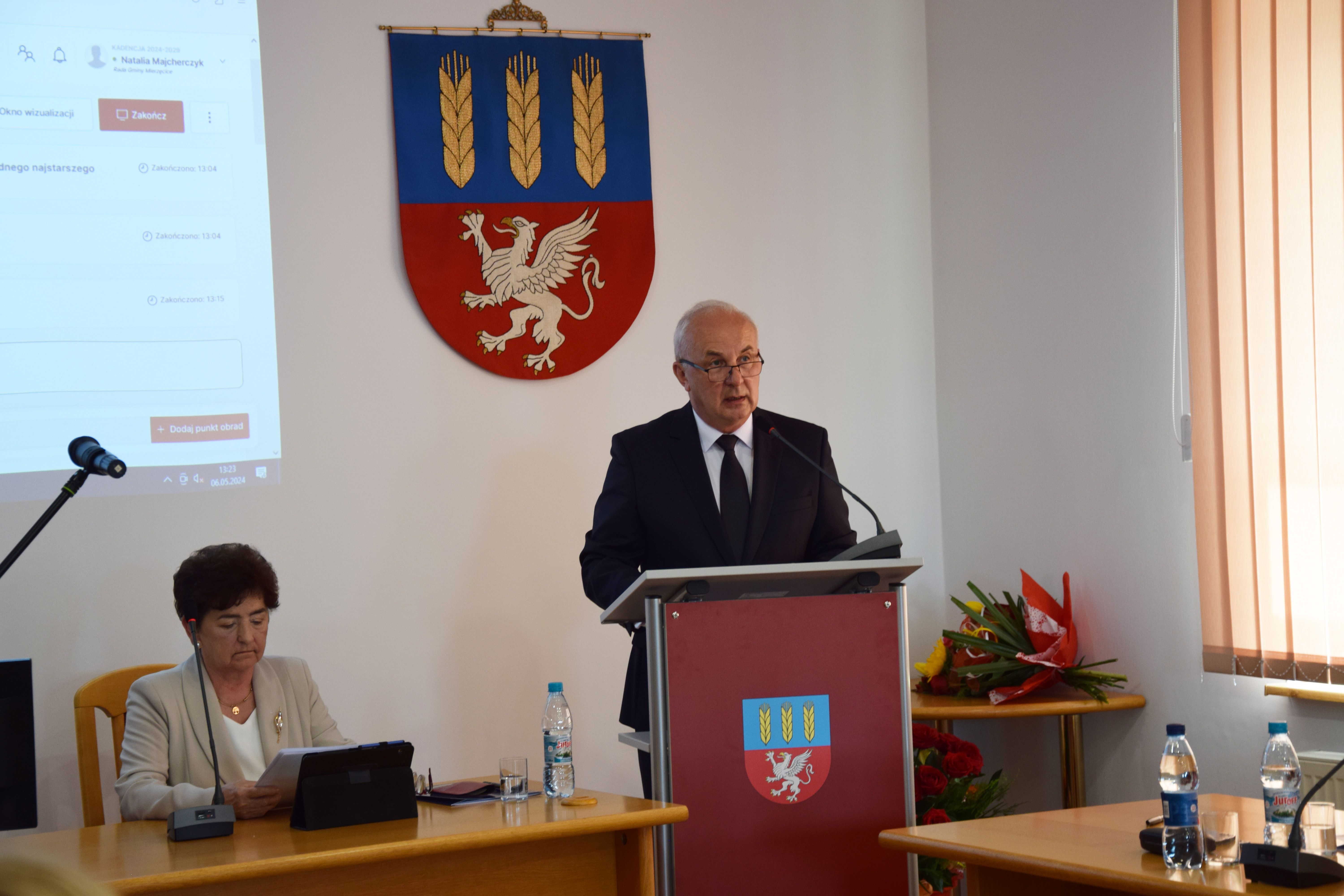 Zdjęcie przedstawia Wójta Gminy Mierzęcice Grzegorza Podlejskiego