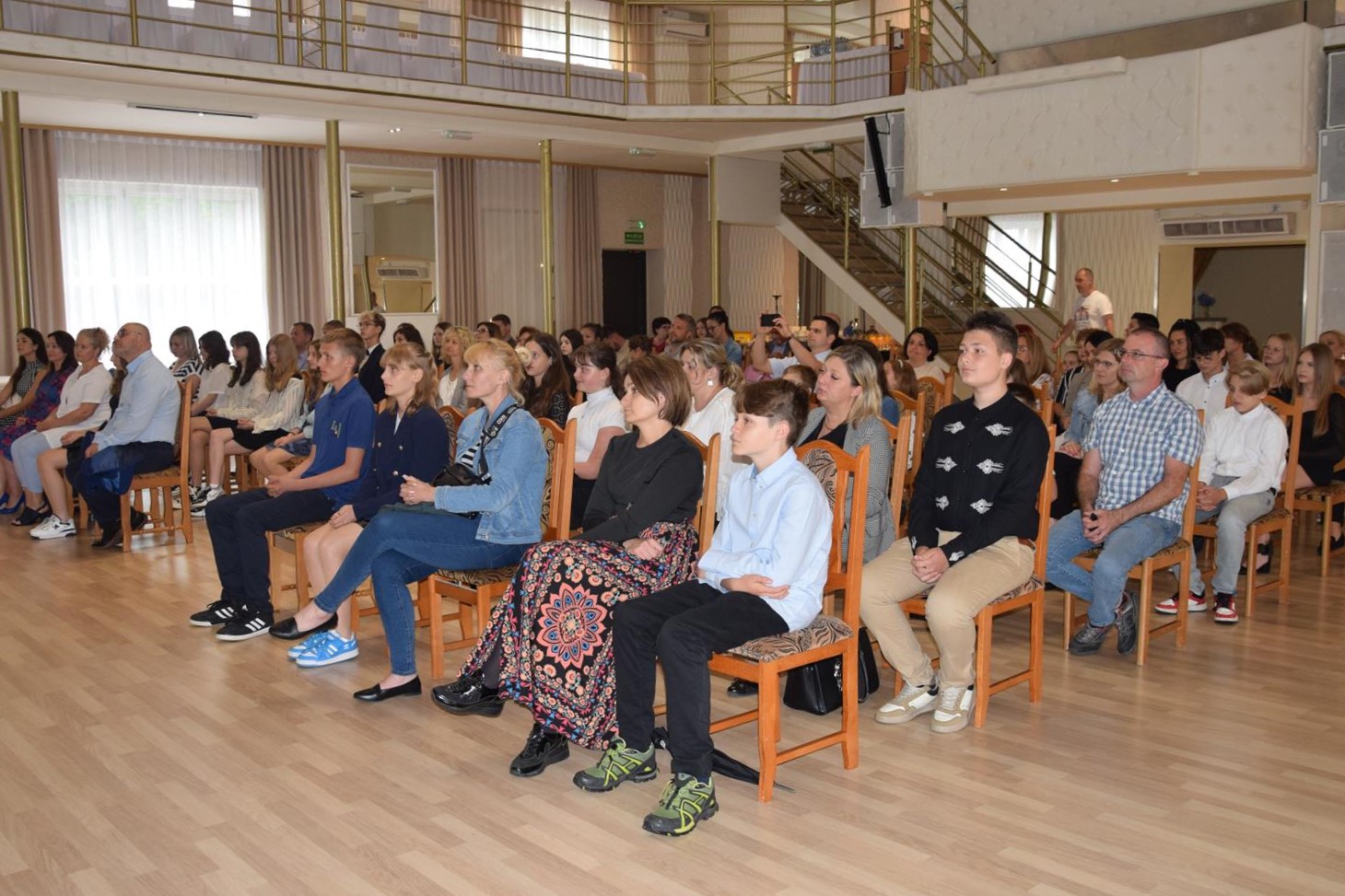 Zdjęcie przedstawia widok na salę GOK